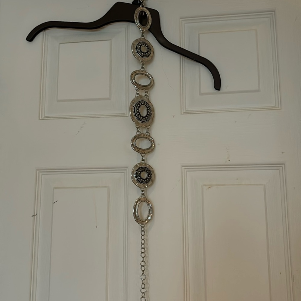 Adjustable belt